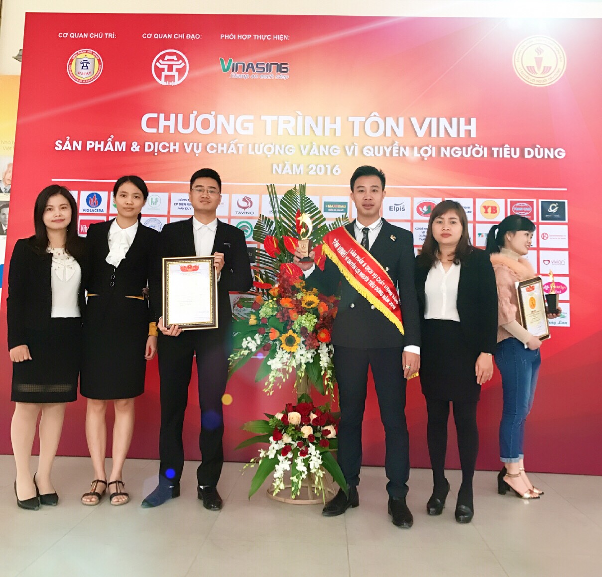 Kế Toán Thiên Ưng nhận giải